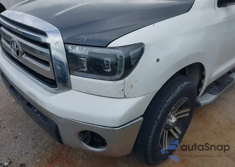 2008 Toyota Tundra Base 5.7L V8 from USA, damaged, VIN 5TFRV54108X061926